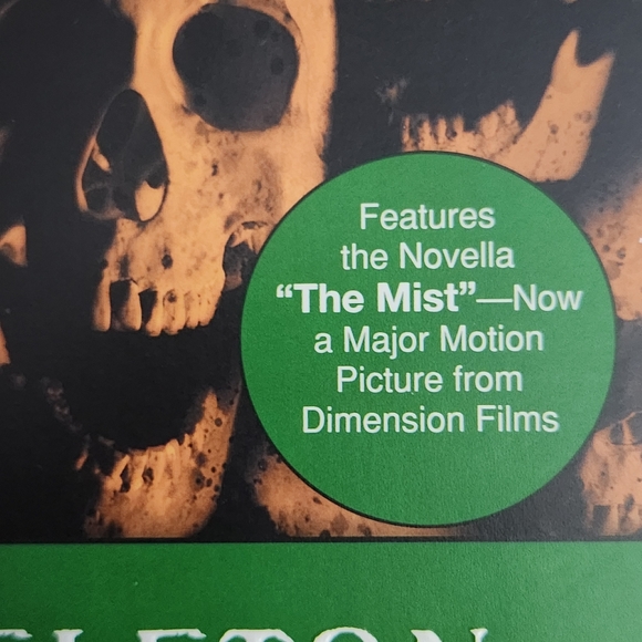 NWT Skeleton Crew by Stephen King - Picture 3 of 3